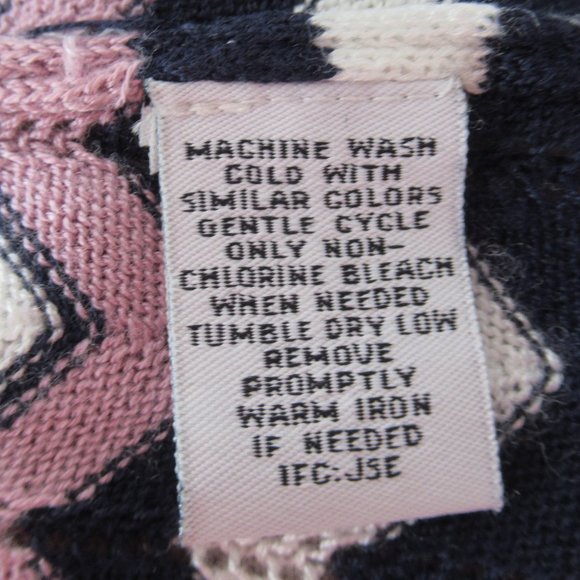 RXB Fitted Knitted Slip On Chevron Dress, Size M (Juniors), Beige Multicolor - Picture 13 of 13